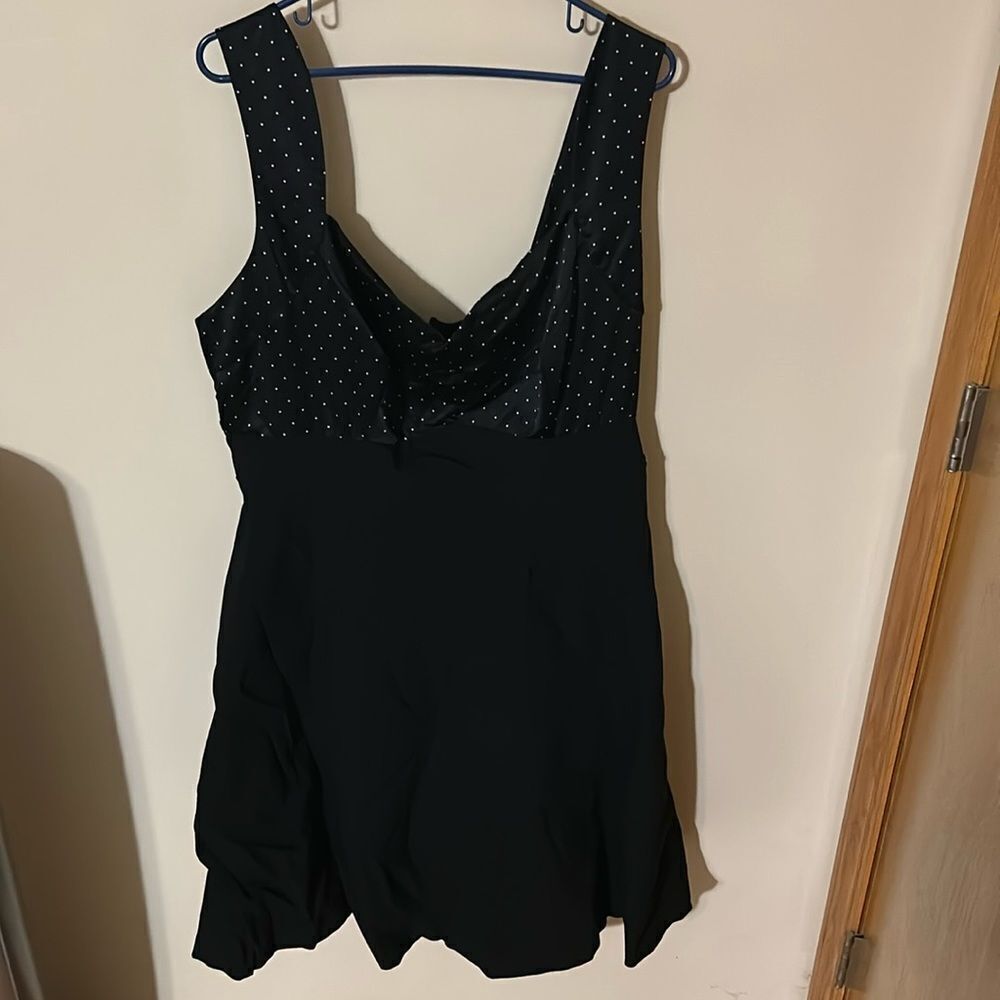 Torrid size 22 Black and Polka dot Sweetheart Skater dress